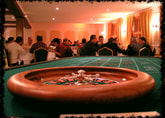Animation soirée casino pour entreprise avec blackjack et roulette