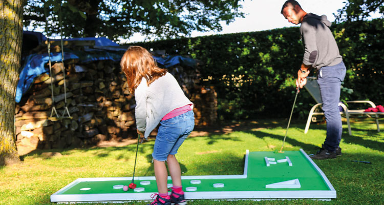 Team Building Mini Golf | Animation entreprise ludique et accessible